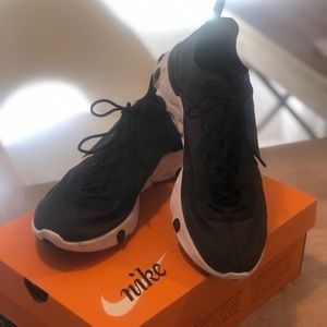 Nike React Sneakers